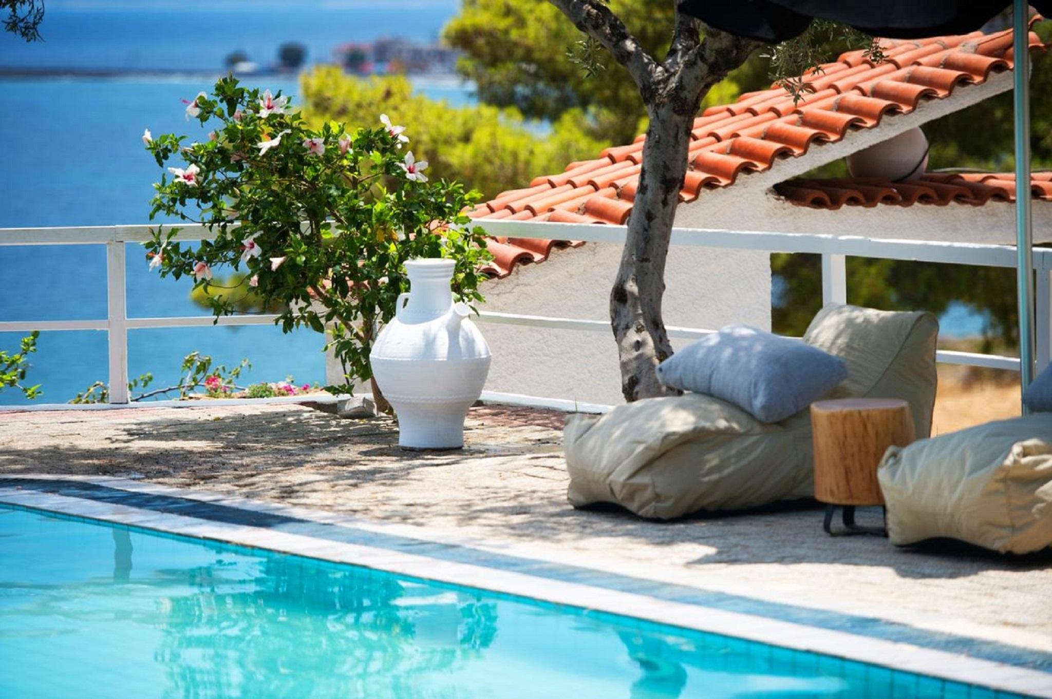 Akra Morea Hotel & Residences 모넴바시아 외부 사진