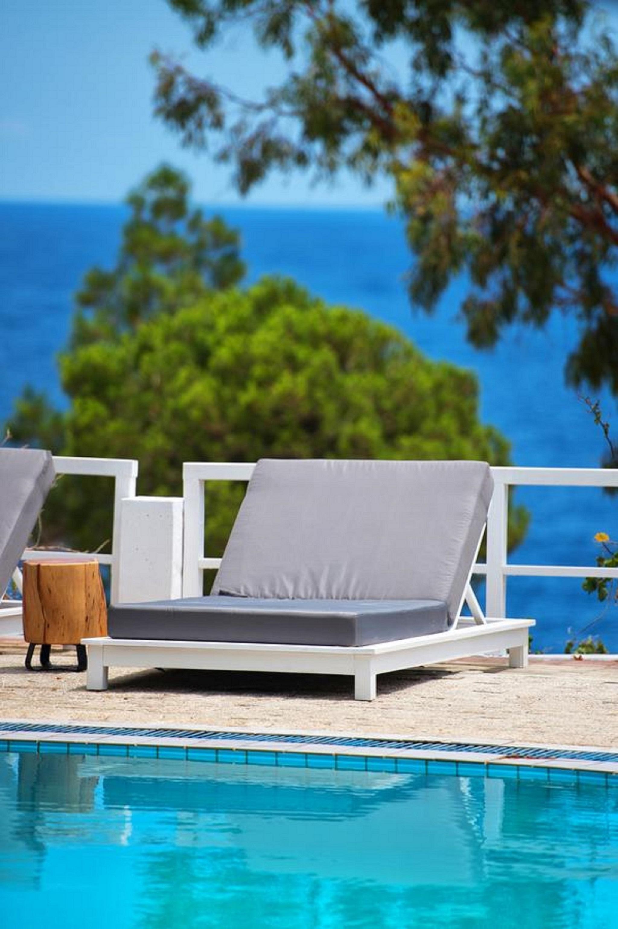 Akra Morea Hotel & Residences 모넴바시아 외부 사진