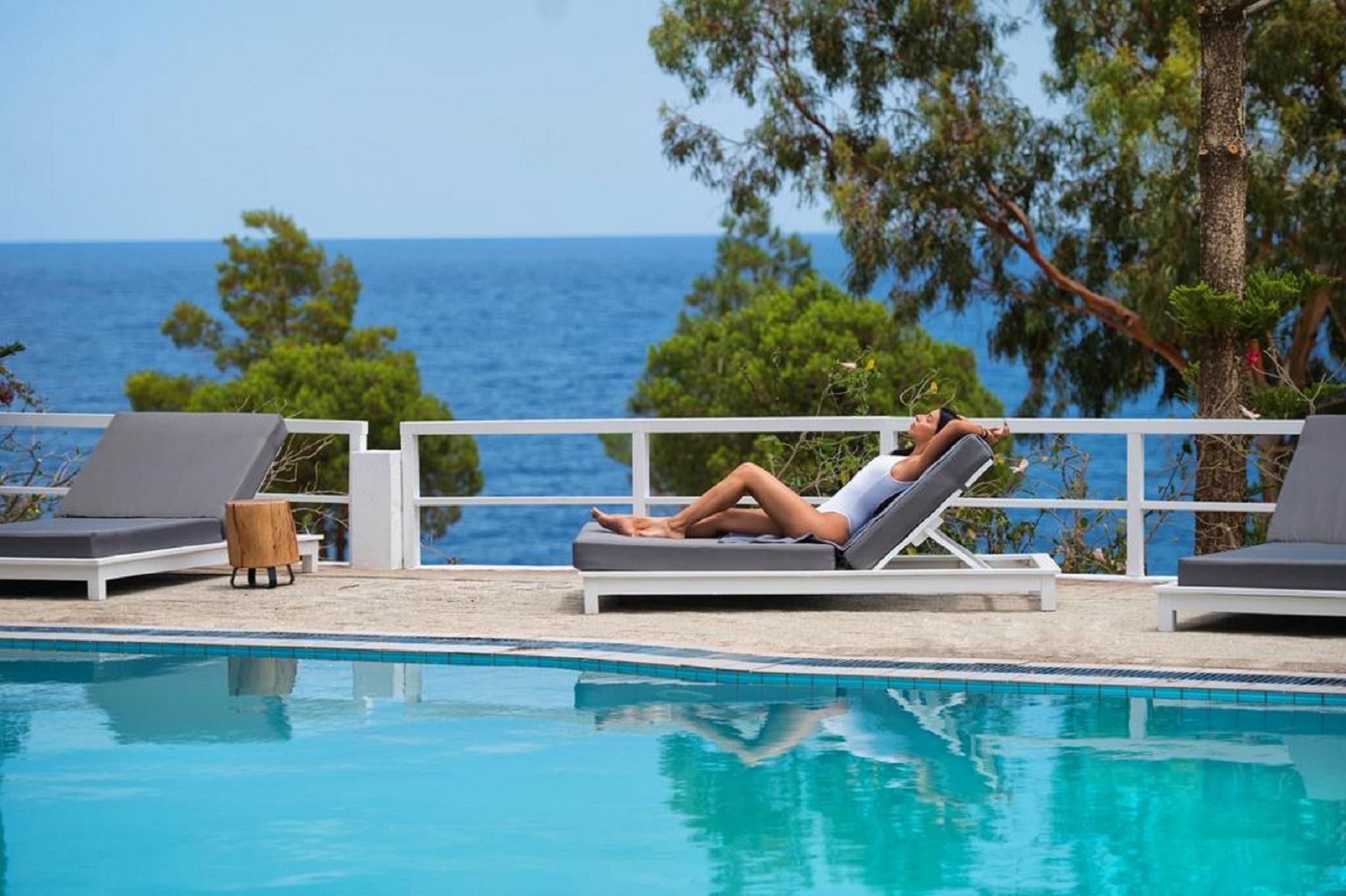 Akra Morea Hotel & Residences 모넴바시아 외부 사진